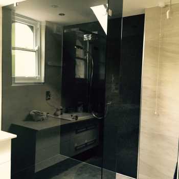 Shower Screens & Doors