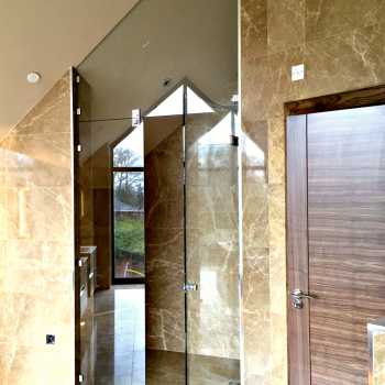Shower Screens & Doors