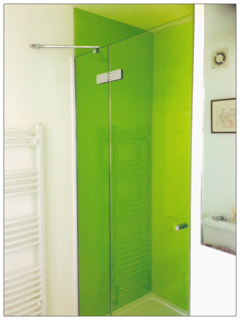 This customer in Southwell, Nottm doubled up on the glass in his bathroom by choosing to have not only a bespoke toughened glass shower screen but also completing the cubicle with back painted glass panels. Colour: Kiwi