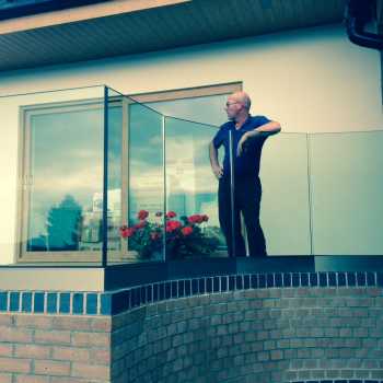 Domestic & Commercial Glass Balustrades