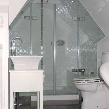Shower Screens & Doors