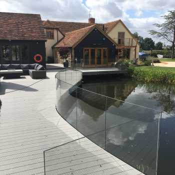 balcony glass balustrade